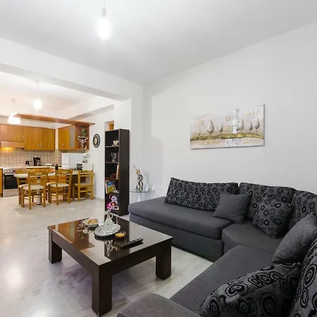 Apartmán Near Center Of *